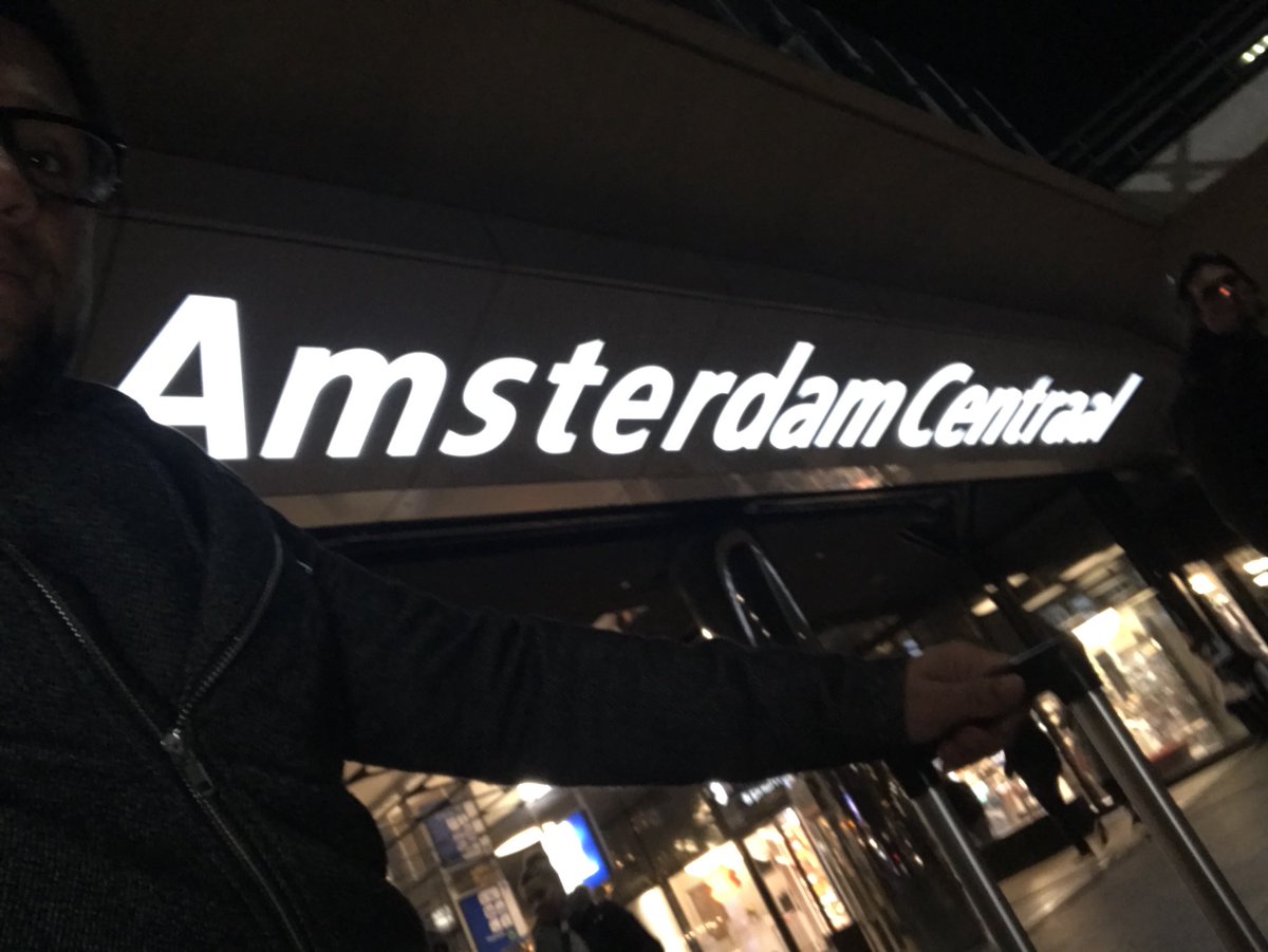 michael_medina_'s tweet photo. #LoveMyJob
Samen met Co-Mentor Hafsa Debaieb & Onderwijsmanager Christien van Dinten aanwezig op de tweedaagse seminar van de #BtgHandelMode
Werkbezoeken & Inspiratiesessies staan op het programma.
Bedankt voor de voordracht en waardering teamleider @PaulNagtegaal1 @roctop1 https://t.co/EeSAcJZKav