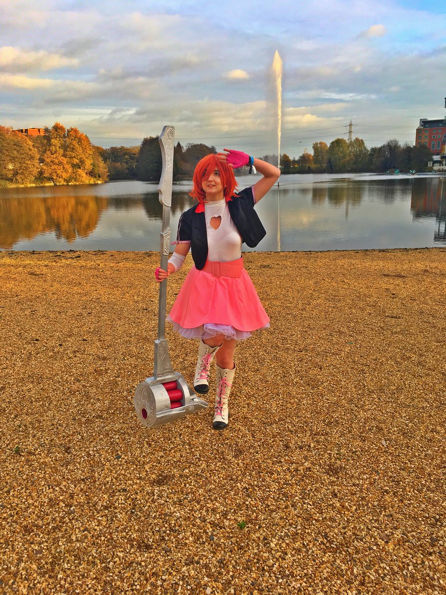 uchihakateecos's tweet photo. Yeeeeehaaarr!!! ⚡️
#rwby #noravalkyrie #magnhild #mcmBHM17
📸: @MalteserCosplay
@ireland_sam @neath_oum @roosterteeth @RoosterTeethUK https://t.co/j7TnHBEv9H