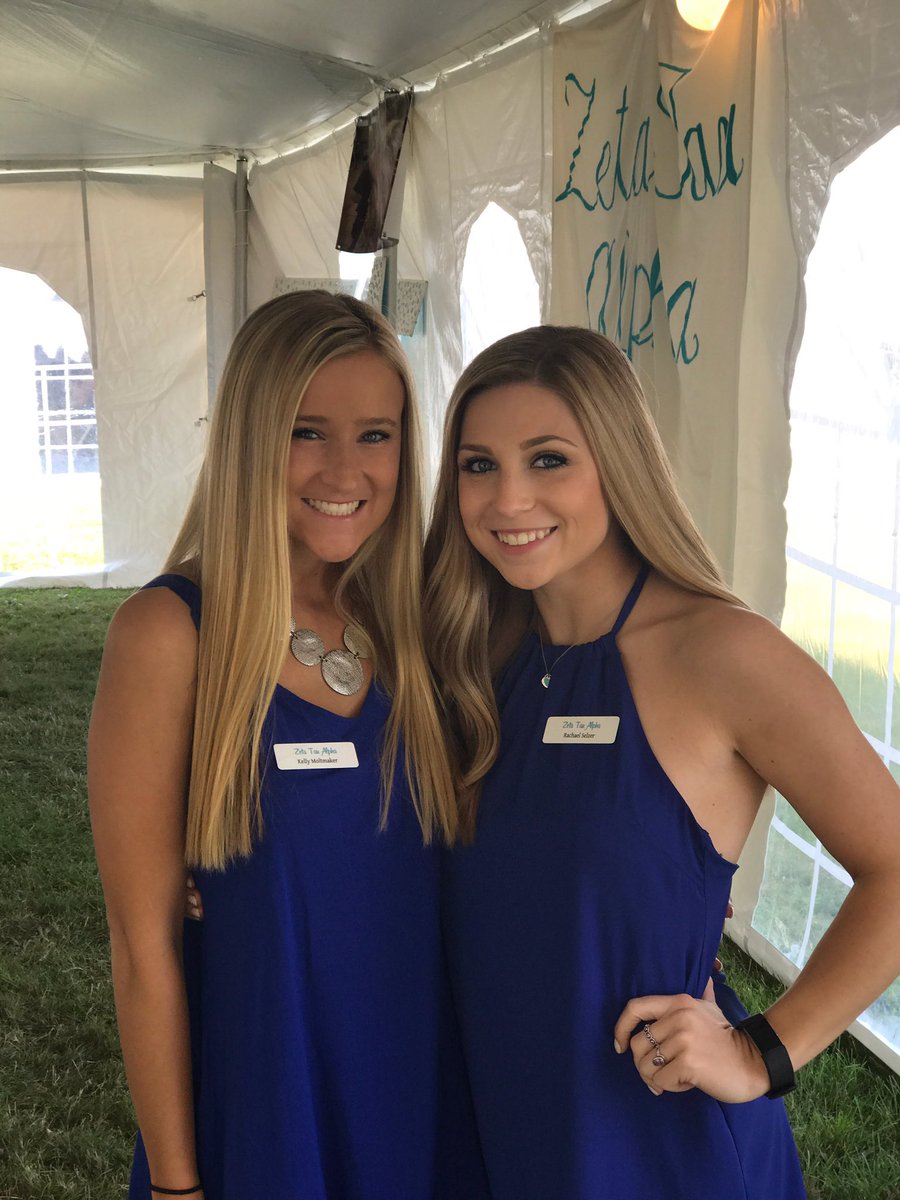 kellymoltmaker's tweet photo. happy birthday my honey!!! hope today is fabulous and can't wait to celebrate when we get back 😛😛 love you tons 🌟💛 @RachaelSelzer https://t.co/8jBH4TCY9N