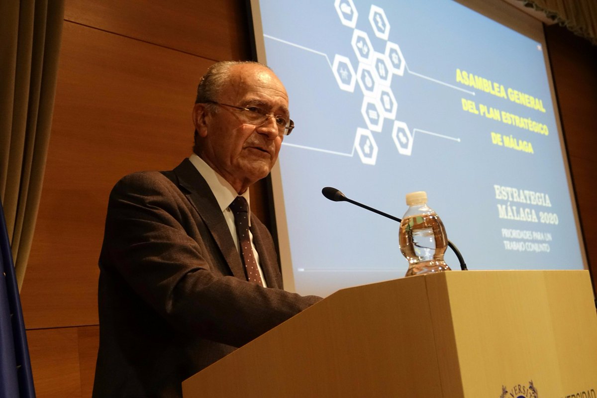 malaga's tweet photo. La Fundación #Ciedes presenta en Asamblea la Estrategia de la ciudad para 2020 https://t.co/Y2Btnv9WfQ https://t.co/BxuRGD63ff