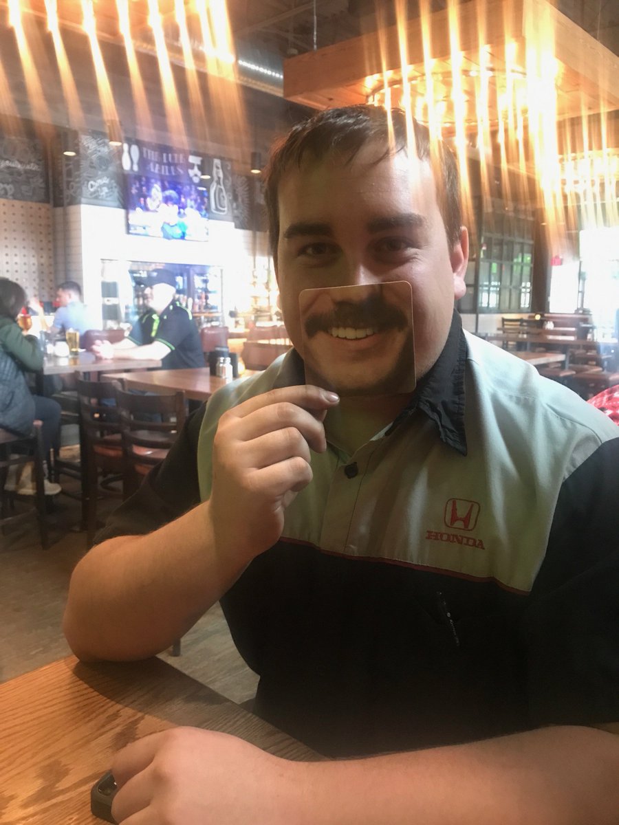 toadlilypad's tweet photo. Just having lunch at state &amp; main #statestache actually kinda suites me https://t.co/SFrzr9fjTF