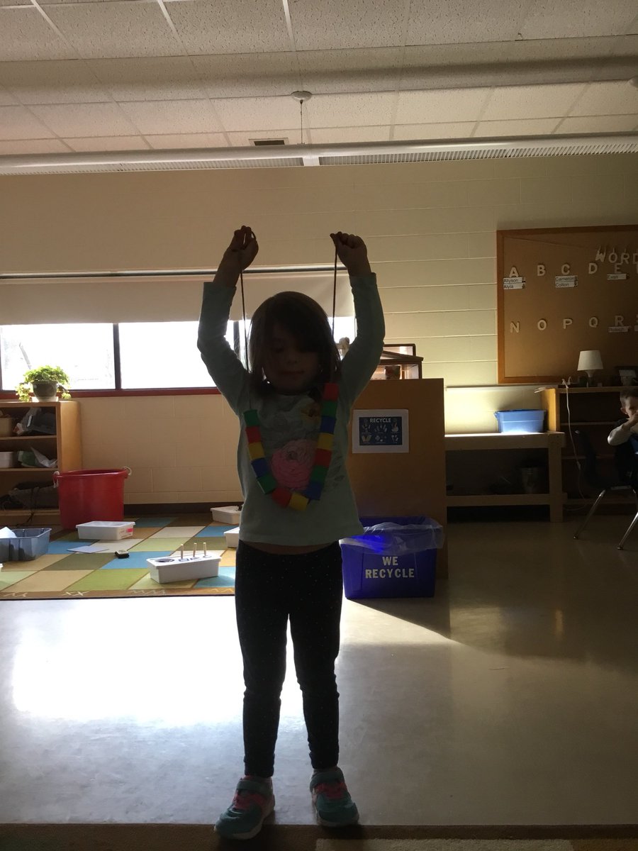 MrsDiegel_KB's tweet photo. More patterns! #mathematics #finemotor #fdk https://t.co/bU6Nm6X2DG
