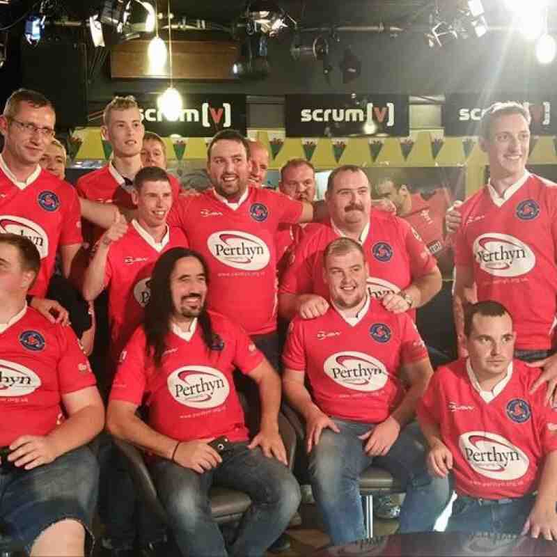 GwilWarriors's tweet photo. CARDIFF WEEKEND 2
Rugby festival at Llanishen 
Live audience at Scrum V
📅26/11/17
🏉@LlanishenRFC1 
📺@BBCScrumV filming
🕙10am
Leave town 10 https://t.co/ghBNZCcFIf