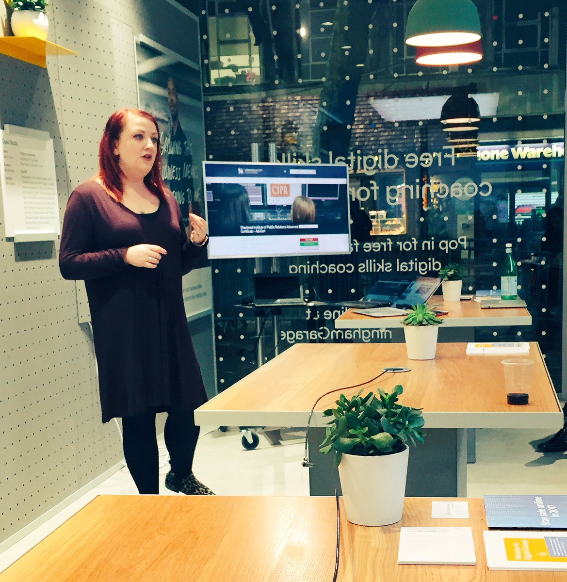 A reminder from <a href="/KellyinPR/">Kelly O'Hanlon • KOPR</a> of the options available to keep your #pr #skills sharp including #CPD and #training options through @CIPR_UK  including Certificate, Diploma and reading <a href="/wadds/">Stephen Waddington</a> blog at our #digitalgarage event <a href="/Google/">Google</a> tonight