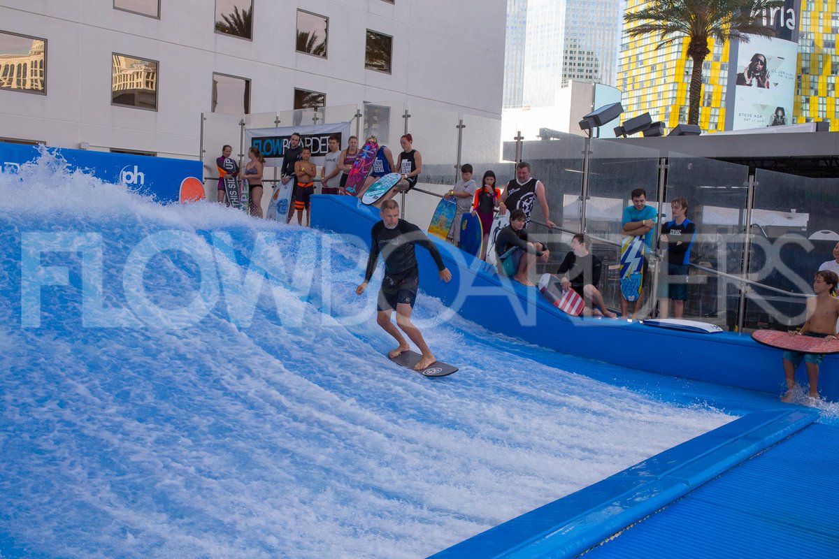 FlowRiderInc's tweet photo. FlowRider #WaveMachines are like magnet that draws the people in from all angles.
Venue: Planet Hollywood Resort &amp; Casino 
Visit Las Vegas 

WhiteWater West Industries Ltd. 
https://t.co/JFwu3jLsPY https://t.co/sXlGU80Mbg