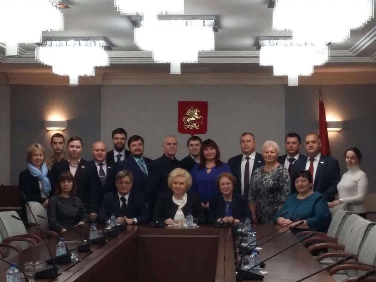 SmetlevV's tweet photo. Спасибо депутату МГД Ольге Викторовне Шараповой за познавательную экскурсию в Московскую городскую думу и открытый разговор. Надеемся на продолжение конструктивных встреч по обсуждению проблем Обручевского района. https://t.co/lKdHBGGxyZ