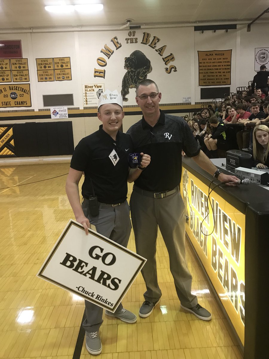 RVHSGoBears's tweet photo. Mr. Black Bear Challenge winner! #respectandmaturity #GoBears
@rvteenlead @CorpsTeen https://t.co/K03fazF1Zc