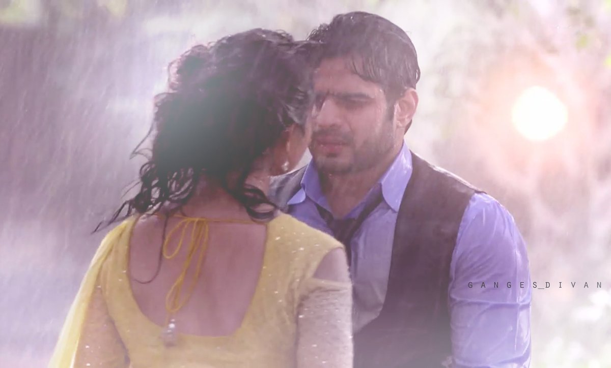 ganges_divan's tweet photo. #IshRa #RainSequence 💦💙
@Divyanka_T @TheKaranPatel https://t.co/FJzKPyuSyx