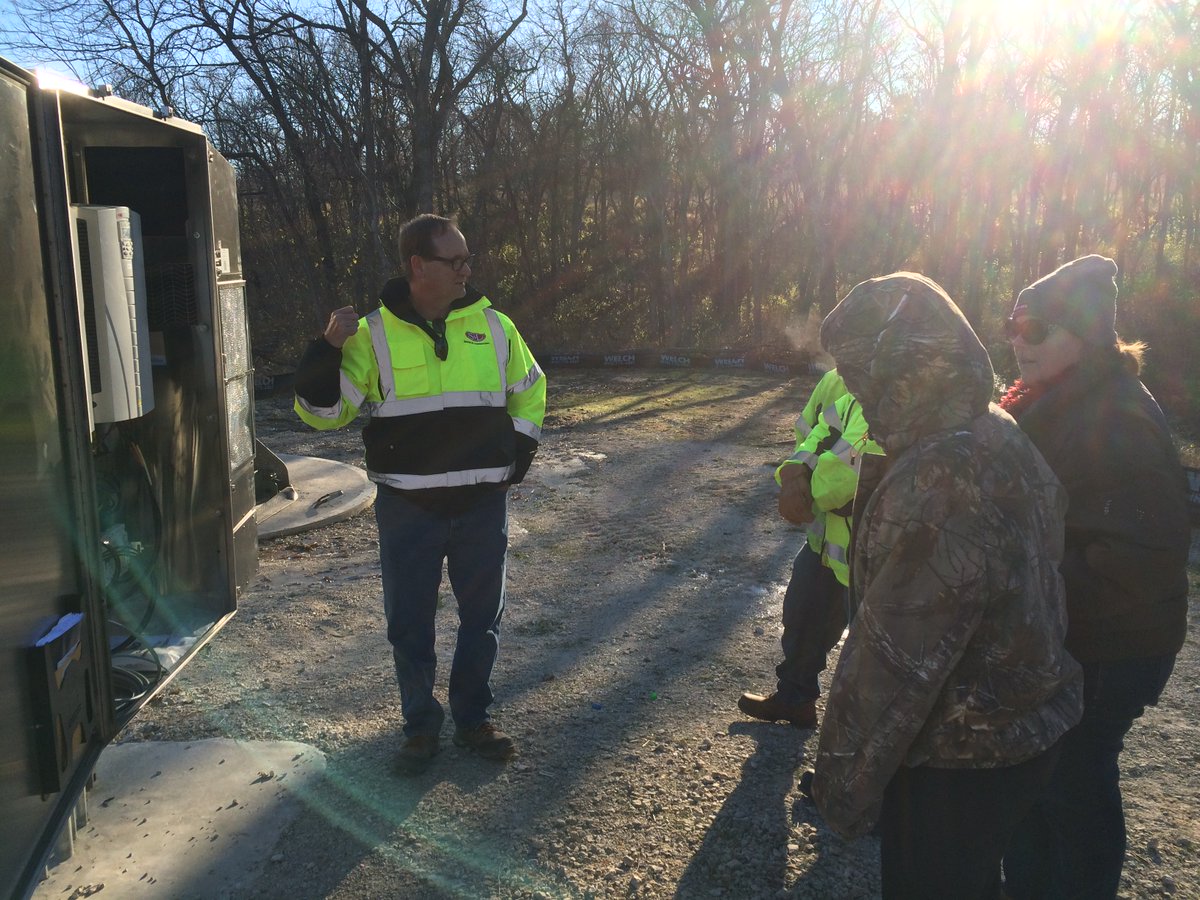 rjgorton's tweet photo. Glad to have helped #Edwardsville, KS with their new lift station to serve 110th & I-70. @smith_loveless rep on site to show City staff O&M. Love working our #PublicWorksMagic https://t.co/Ldy3msvYVF