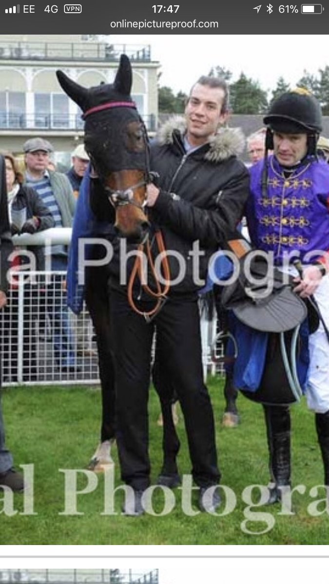 Richardjames20's tweet photo. Finally ordered these pics of my Sunshade wining @LudlowRaceClub #sunshade #NJH #sevenbarrows #star #love #potentialstar https://t.co/5280jtnN4g