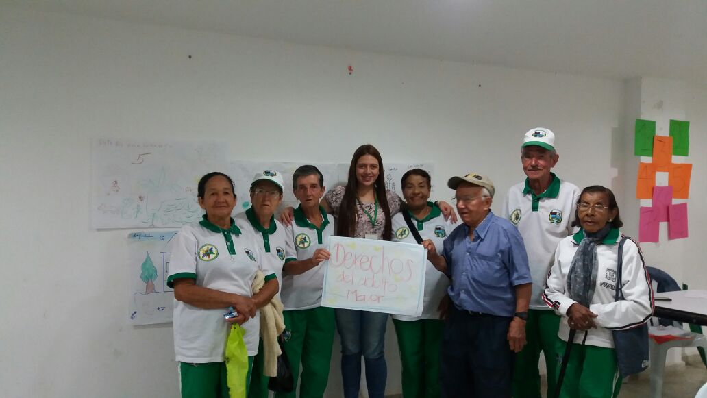 Guadalupegestor's tweet photo. #TiempoDeCalidad con el #AdultoMayor de @GuadalupeAnt   aprendiendo que derechos nos otorga la constitución y la ley como sujetos de protección especial. #SeEduca @SecEducacionAnt https://t.co/vGdHjWgx2D