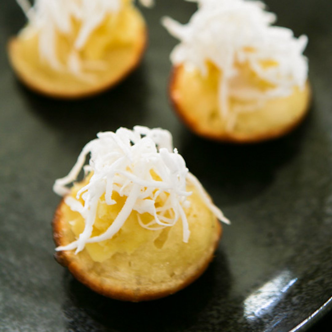 Little coconut pancakes, these fluffy little gems have a mung bean and pomelo essence cream and are topped with freshly shredded coconut flesh. A cooling coconut sorbet to the side.