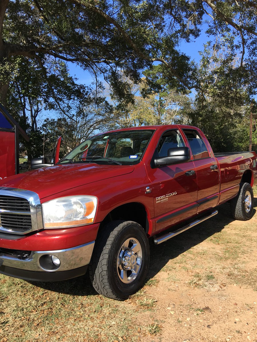 KleinMotorCo's tweet image. For Sale: 2006 Dodge 2500
.
.
.
#ForSale #dodgetrucks #diesel #dieseltrucks #KleinMotorCo #Dodge2500 #DodgeDiesel #DodgeRam #BellvilleTX #BigHornEdition