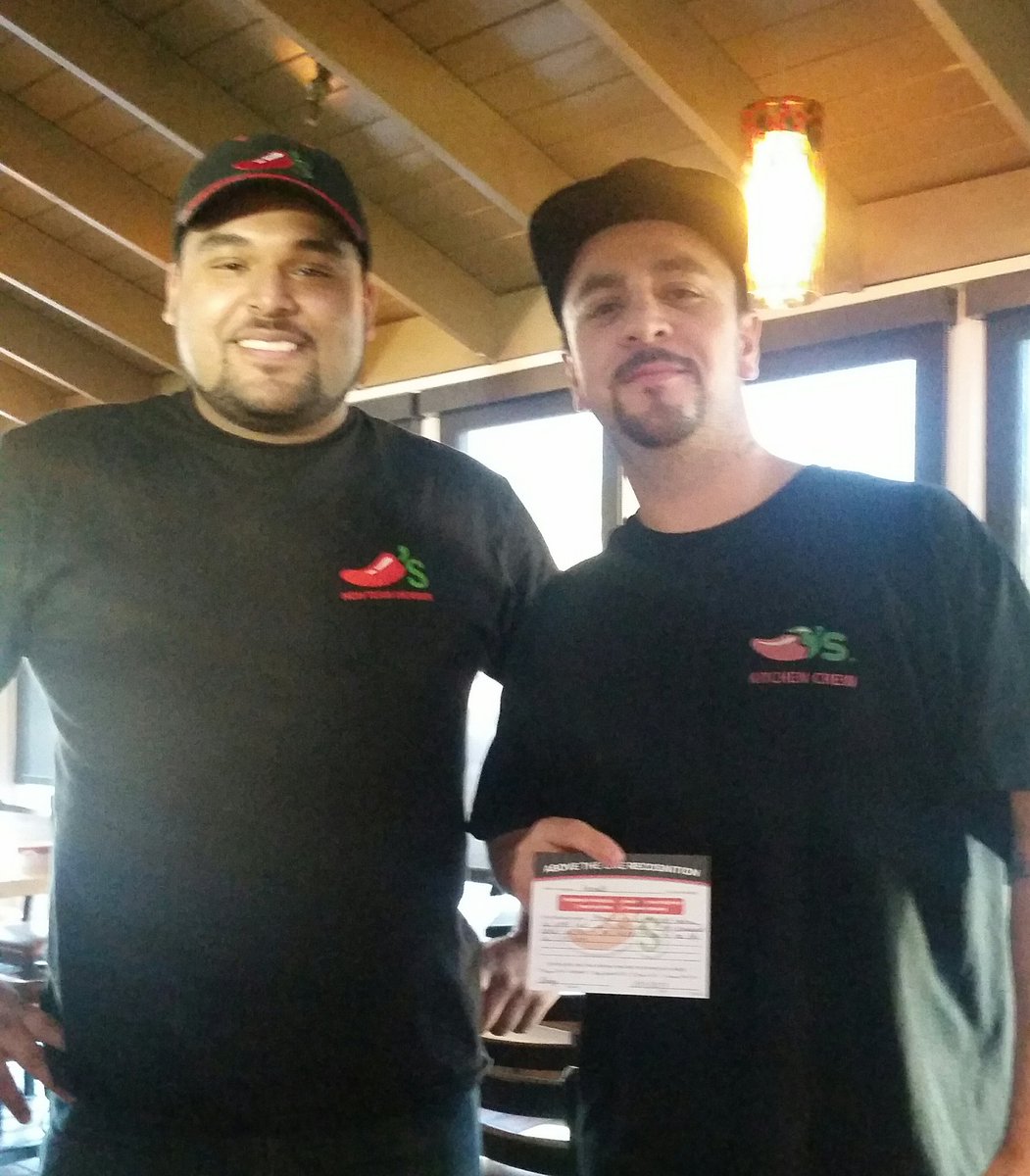 jamienlawton's tweet photo. A little MID ATL love. Jonathan is recognizing Fernando for inspiring him in his role! #chilislove #inspired @TeamTakeda @dale_bullotta https://t.co/wWYDIy1t36