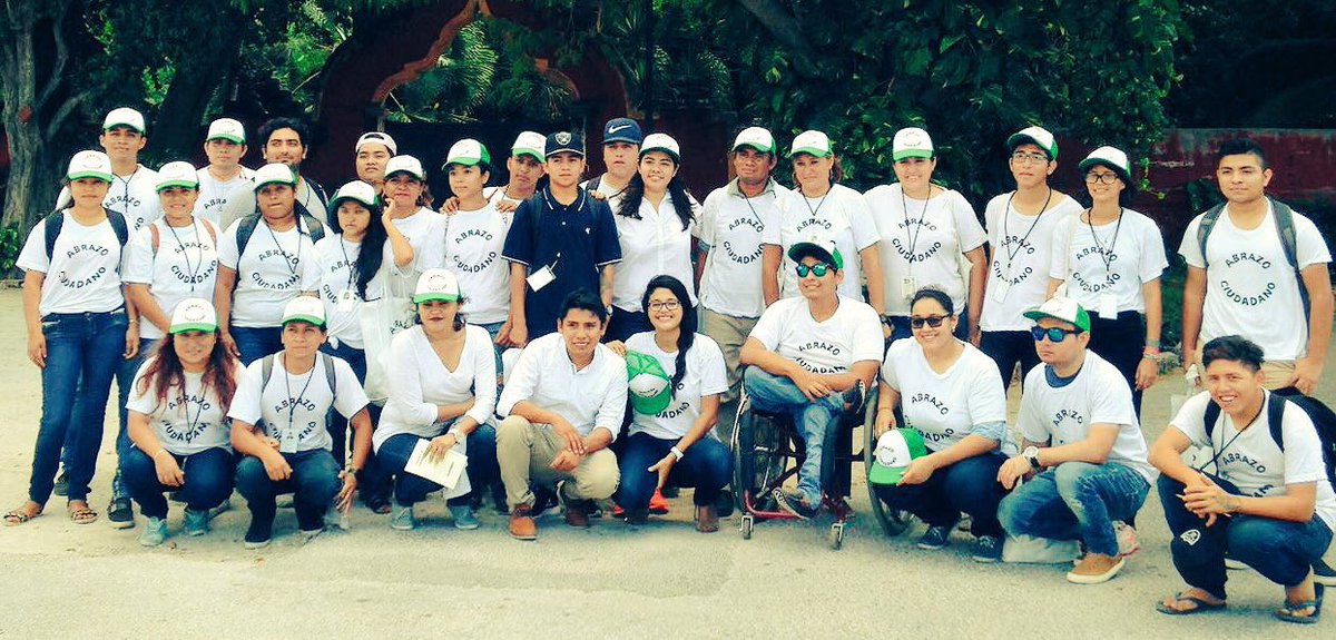 Abrazo Ciudadano tweet media