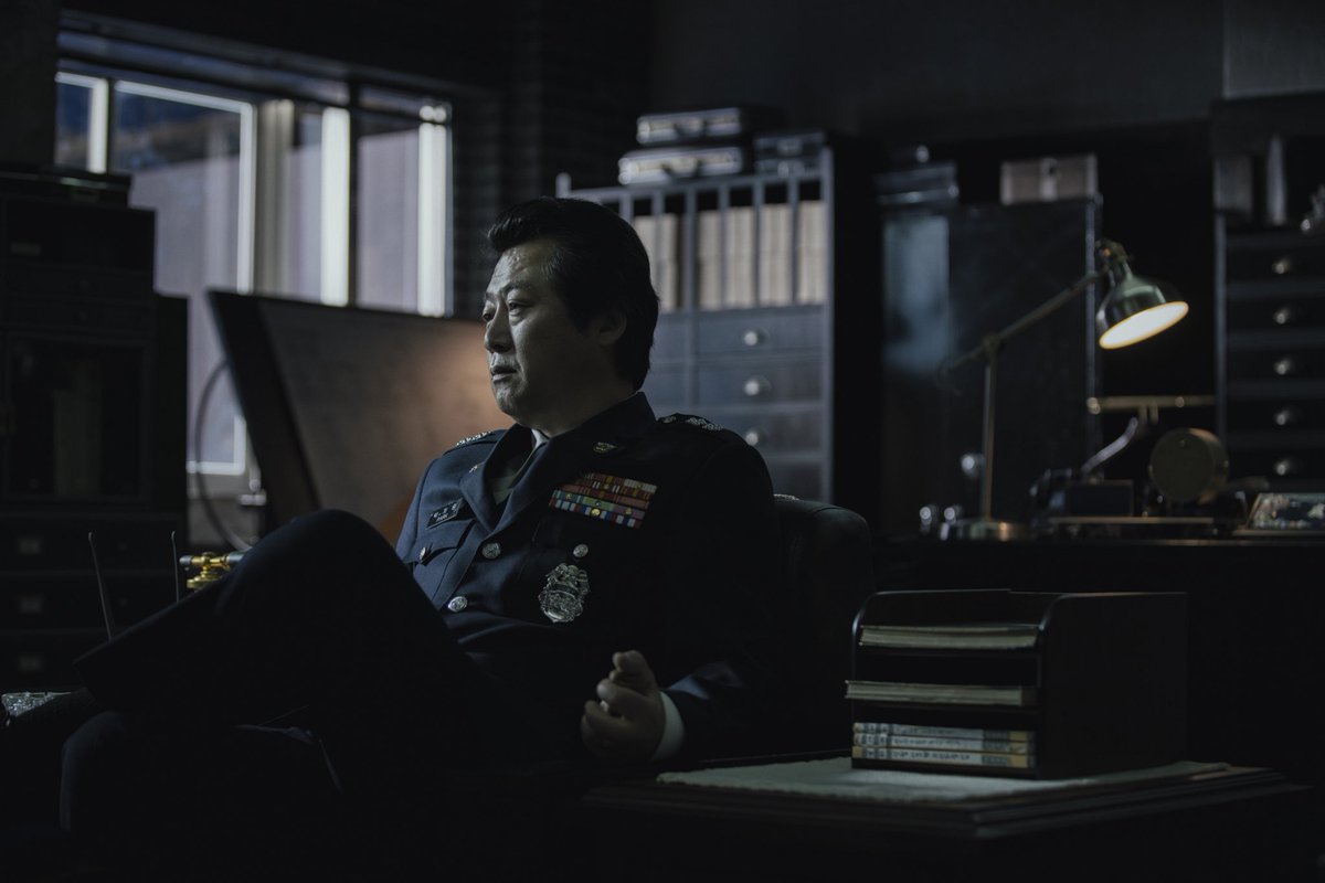 CJENMMOVIE's tweet photo. 모두가 뜨거웠던 그 해
각자의 선택과 신념으로 격동의 시간을 살았던
사람들의 이야기 <1987>

#김윤석 #하정우 #유해진 #김태리 #박희순 #이희준
#영화1987 #12월27일개봉 https://t.co/SxGQfJEw9D