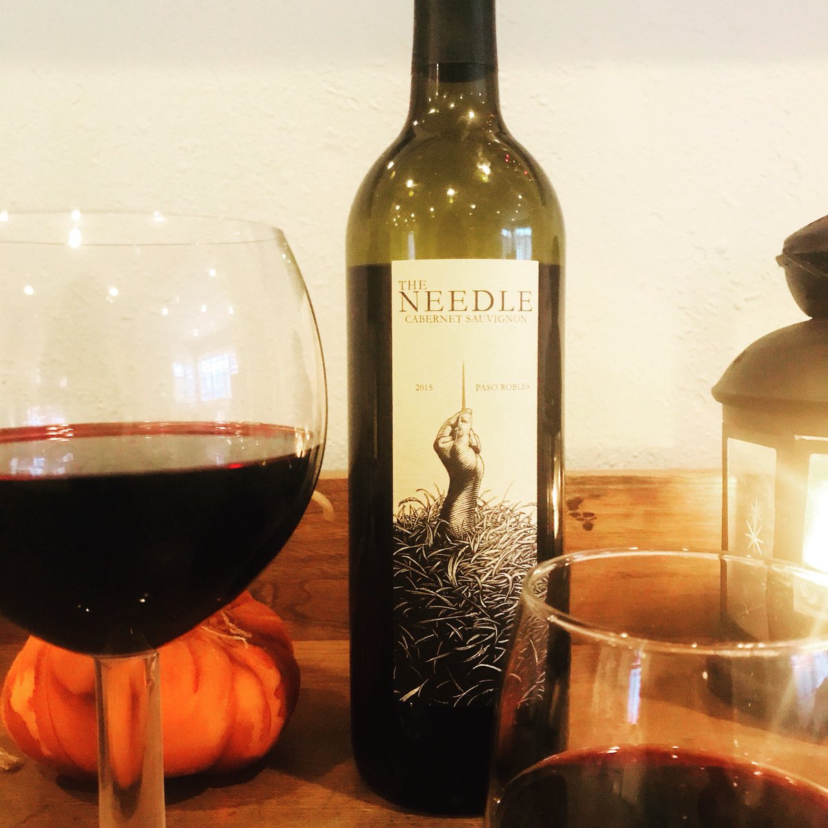 WineBlock's tweet photo. We’re getting in the Thanksgiving spirit and enjoying this 2015 Cabernet from Paso Robles called The Needle. What’s in your glass tonight?
#cabernetsauvignon #cabernet #redwine #WineWednesday #Thanksgivingeve #cabernetallday #winetime #wineoclock #redwinenight #cab #wineblock https://t.co/EVGNKjs1md