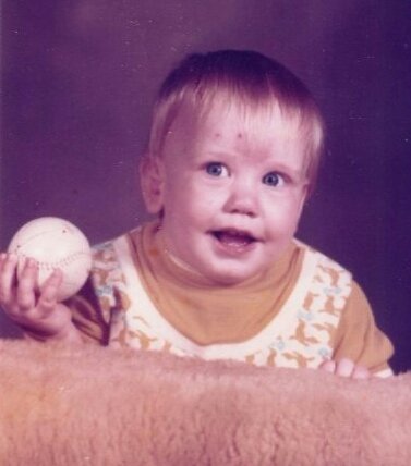 BrandonJacks73's tweet photo. #WayBackWednesday #WayBackWinsDay
I still drool, wear gold and can hold a baseball. https://t.co/AsWWSz5ZaL