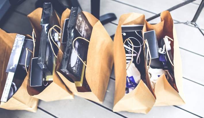 rlholbrook's tweet photo. What do you think of your partner's spending habits? If you disagree with them, your perception may be harmful: https://t.co/UWUBVRTRMc https://t.co/NgdhbYzmrk