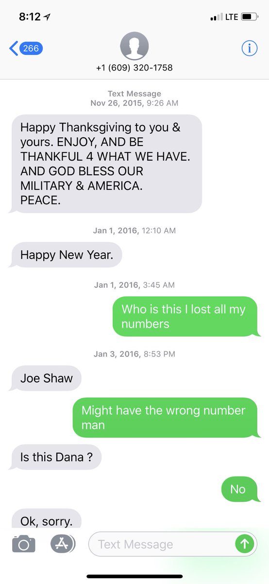 RonnieCash24's tweet photo. Been telling this guy for two years he has the wrong number but still wishes me happy thanksgiving and merry Christmas https://t.co/bBdBdm1c2i