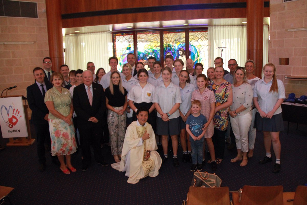 NewmanCollegeWA's tweet photo. Today our College community gave their final blessings to our Philippines Immersion staff and students who will commence their journey to the Philippines tomorrow #SocialJustice #BeMore #Compassion #shinethroughdiscovery https://t.co/wbBTHMvOrC