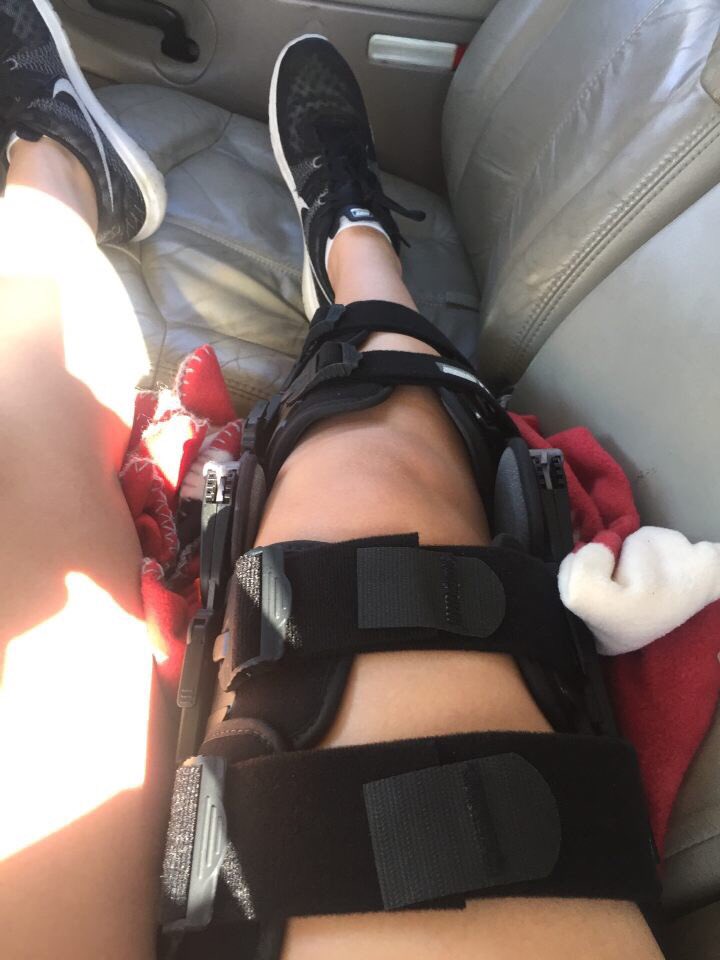 kiera_santulli's tweet photo. happy one year to my new knee😤 #aclcrew https://t.co/NKSGFFXztq