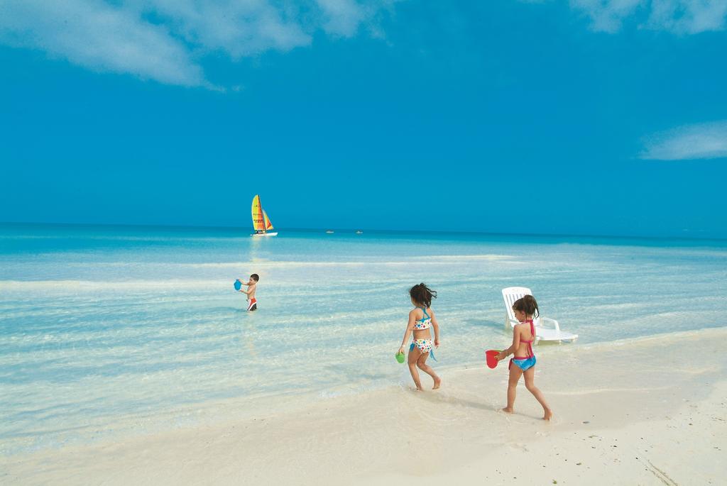 SimposioIBP's tweet photo. In addition to the #scientific #exchange, participants will have the opportunity to visit #CayoSantaMaria located in an area declared as a biosphere reserve in #VillaClara and considered one of the four specialized tourism regions. #Cuba #tourism #Biotechnology #symposium https://t.co/3EcUlkzoz3