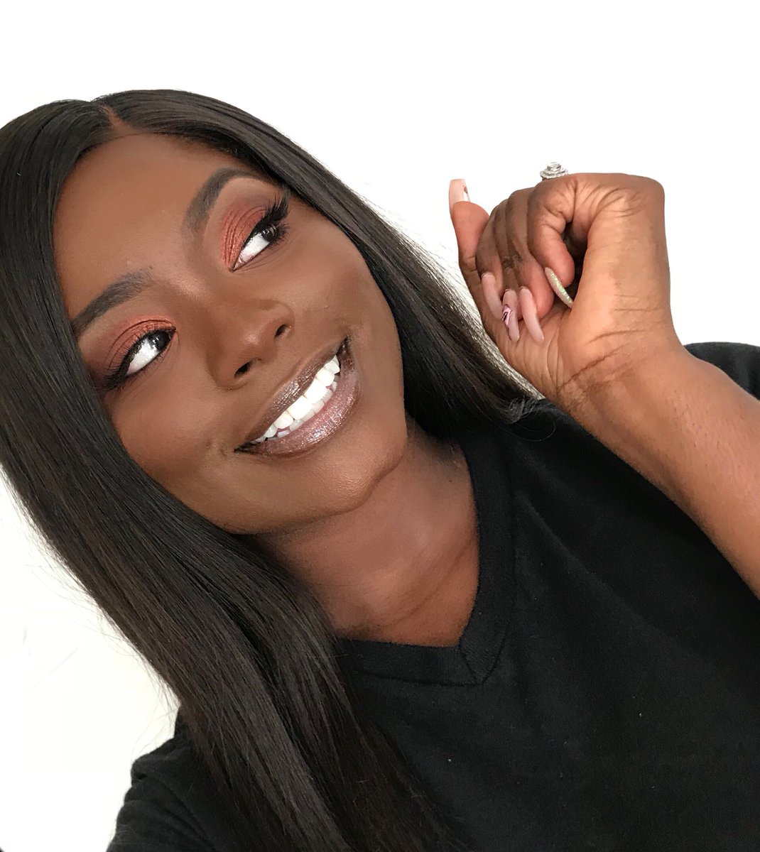 I_WomanOfColor's tweet photo. Pre- thanksgiving beat😍 @emcee.beauty https://t.co/rHPDRj4Xt0