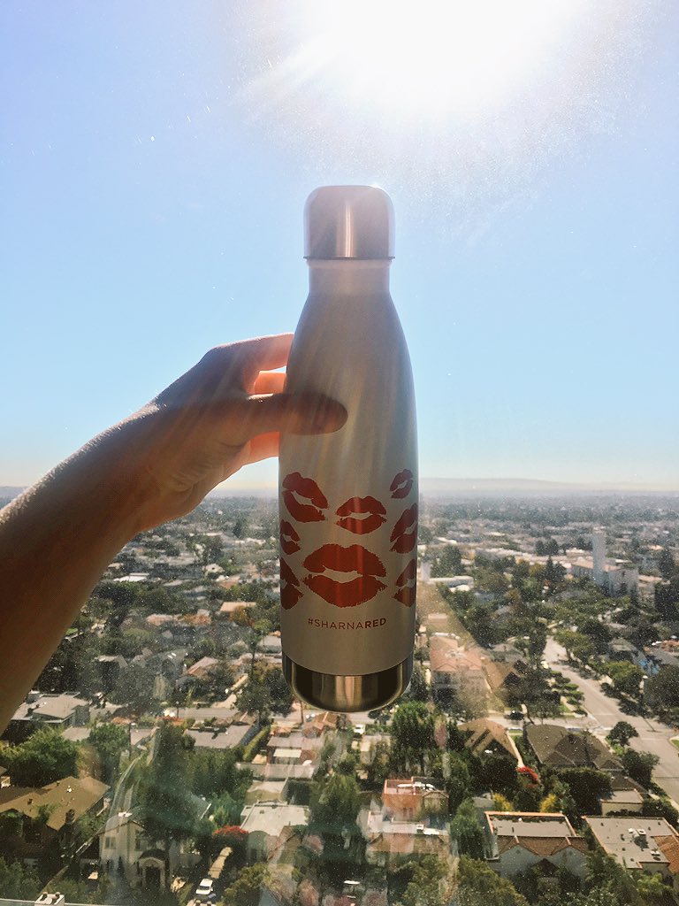 merritt_4245's tweet photo. I brought my #sharnared water bottle to LA with me this week for the finale and I LOVE it! Check out all the things at @SharnaBurgess 's shop!
https://t.co/4a85taJ1rt https://t.co/vu3vtnYbOE