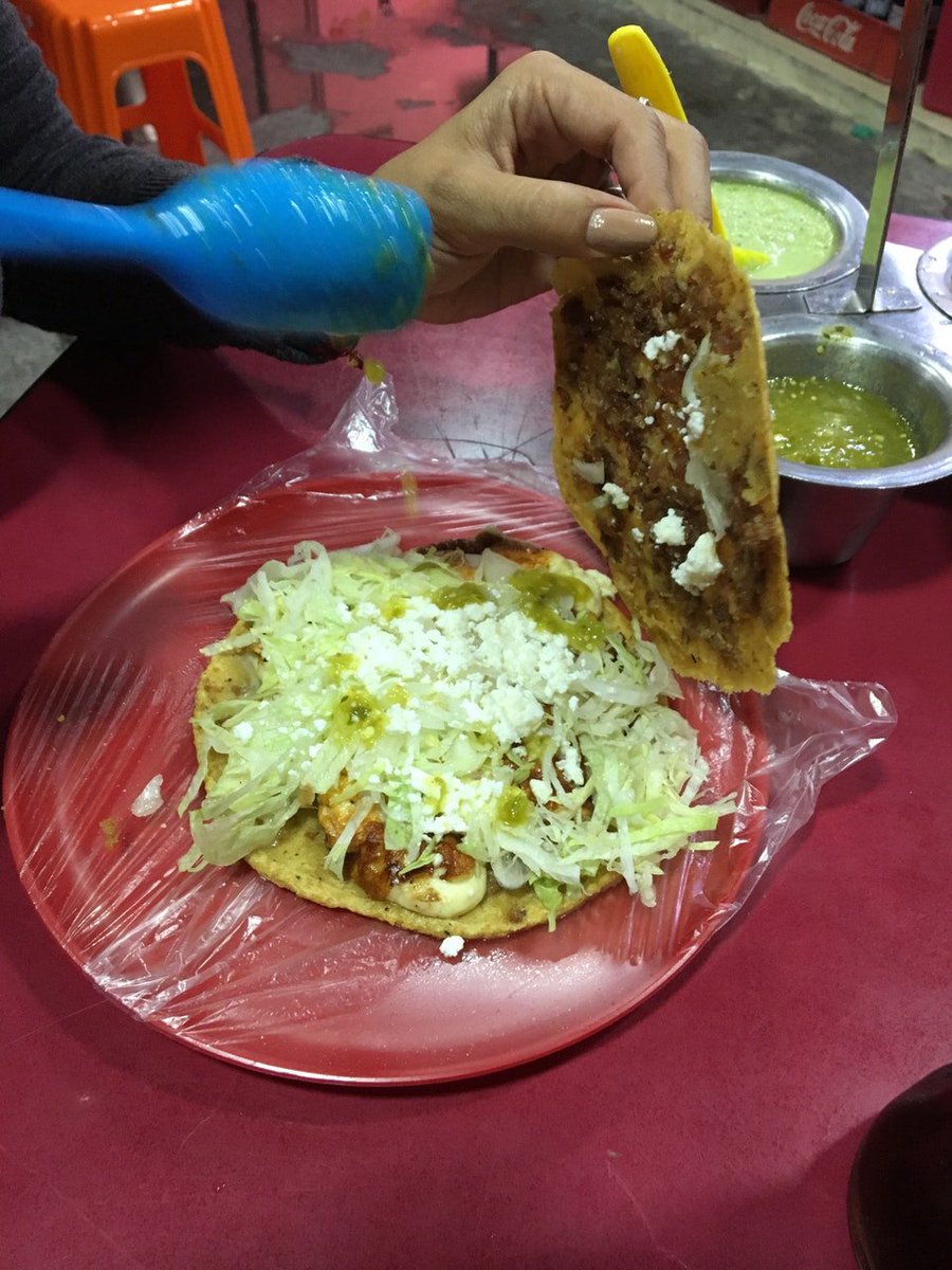 quekasfactory's tweet photo. ¿Ya probaste las gorditas de chicharrón?
#QuekasFactory #Cdmx #Foodlover https://t.co/Ur4DHB4jvN