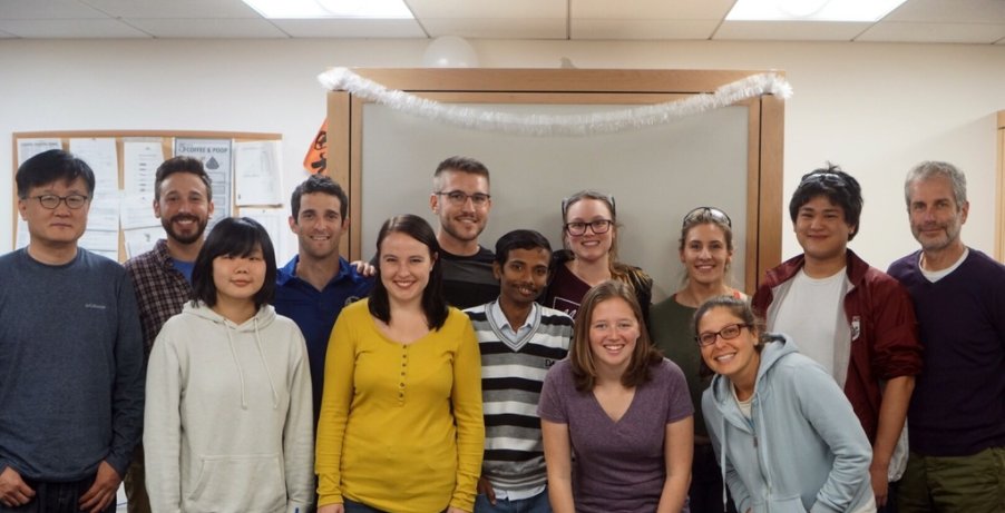borovik_lab's tweet photo. It was great having you in lab these past few months @melissadenler !! We will miss you! Safe travels back to #KU ! #BorovikLab #JacksonLab https://t.co/R5rMc0w5IH