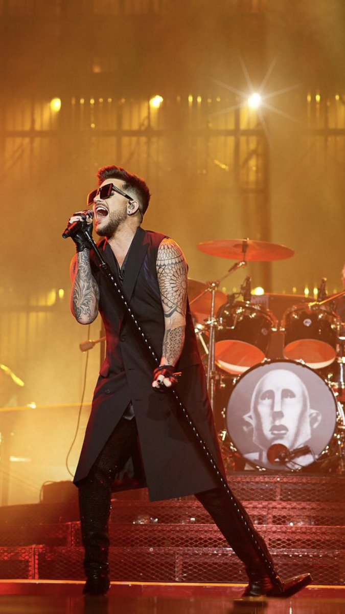 tinapglambert's tweet photo. Two weeks ago today... #QALVienna ...and Iβm still not over it...ππ’π ...gawd just lost look at him... https://t.co/b7rOdHYH8V