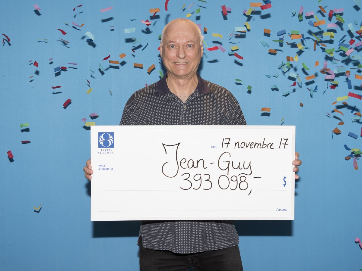 LotoQuebec's tweet photo. Il gagne 393 098$ à exactement 5 heures 55 minutes 55 secondes! «C’est 5 mon chiffre chanceux maintenant, même si je suis au 7e ciel!» 😀 #NosGagnants #Montérégie https://t.co/5vYzhOt3V4 https://t.co/8b93MKZypj