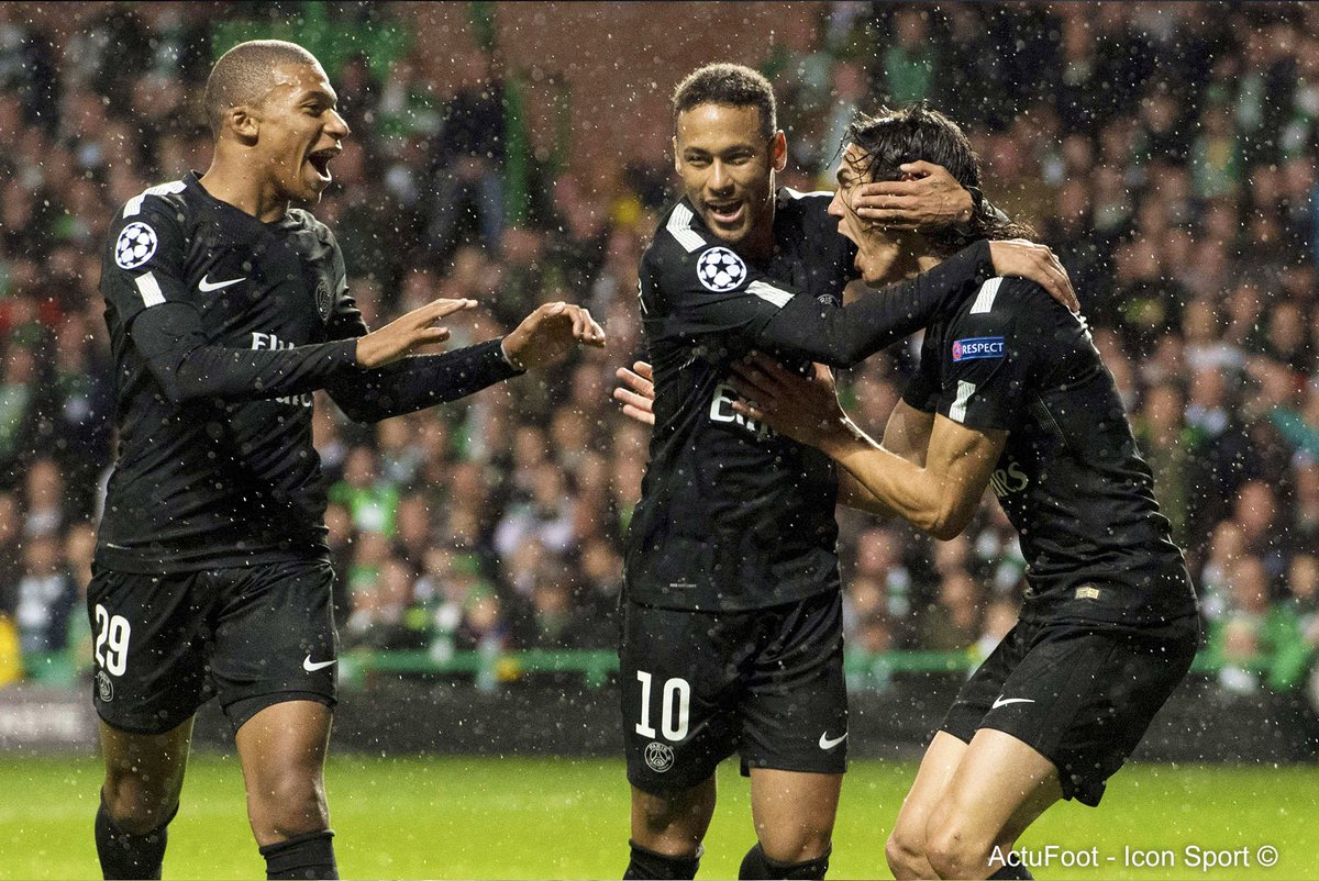 ActuFoot_'s tweet photo. RECORD ! Le PSG devient la meilleure attaque de l'histoire de la Ligue des Champions dans une phase de poule. (24⚽) https://t.co/SxRCvJsoFA