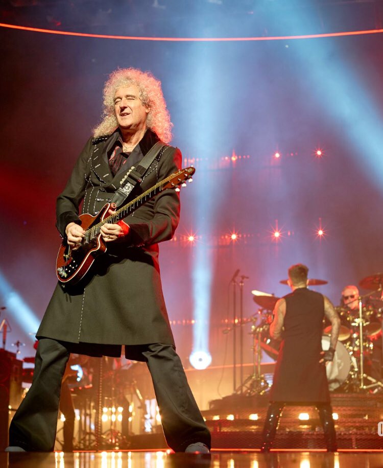 tinapglambert's tweet photo. ROCK GODS! π΅β€οΈπ€πΌ #QALVienna (by https://t.co/qgbYTJzW3S) https://t.co/lB4m1PDDGO