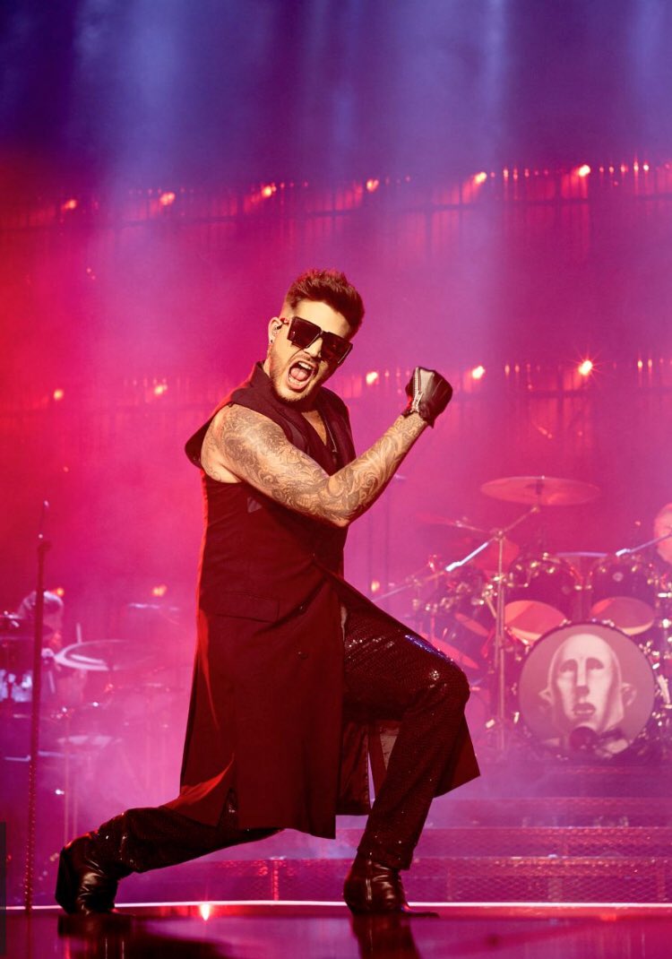 tinapglambert's tweet photo. OMfG! π΅β€οΈππΌ #QALVienna #ADAMLAMBERT https://t.co/oaTdQhtYnU