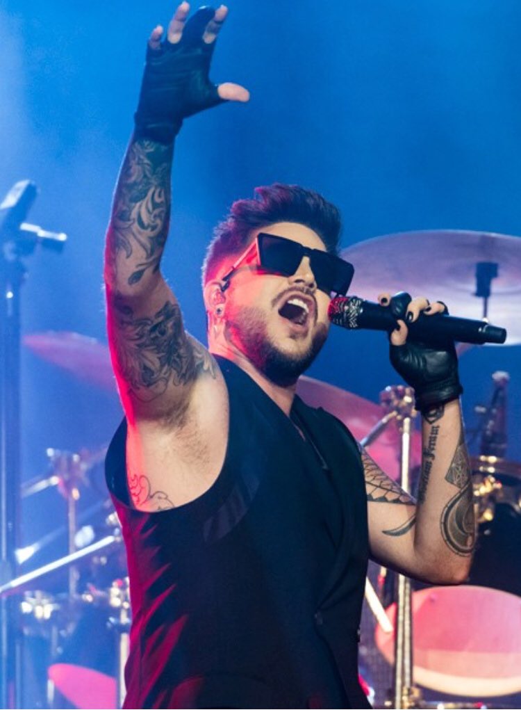tinapglambert's tweet photo. MY HERO! MY KING! MY EVERYTHING! ππΌπ΅ππ€πΌ #QALVienna #AdamLambert https://t.co/SLUal3hIF0