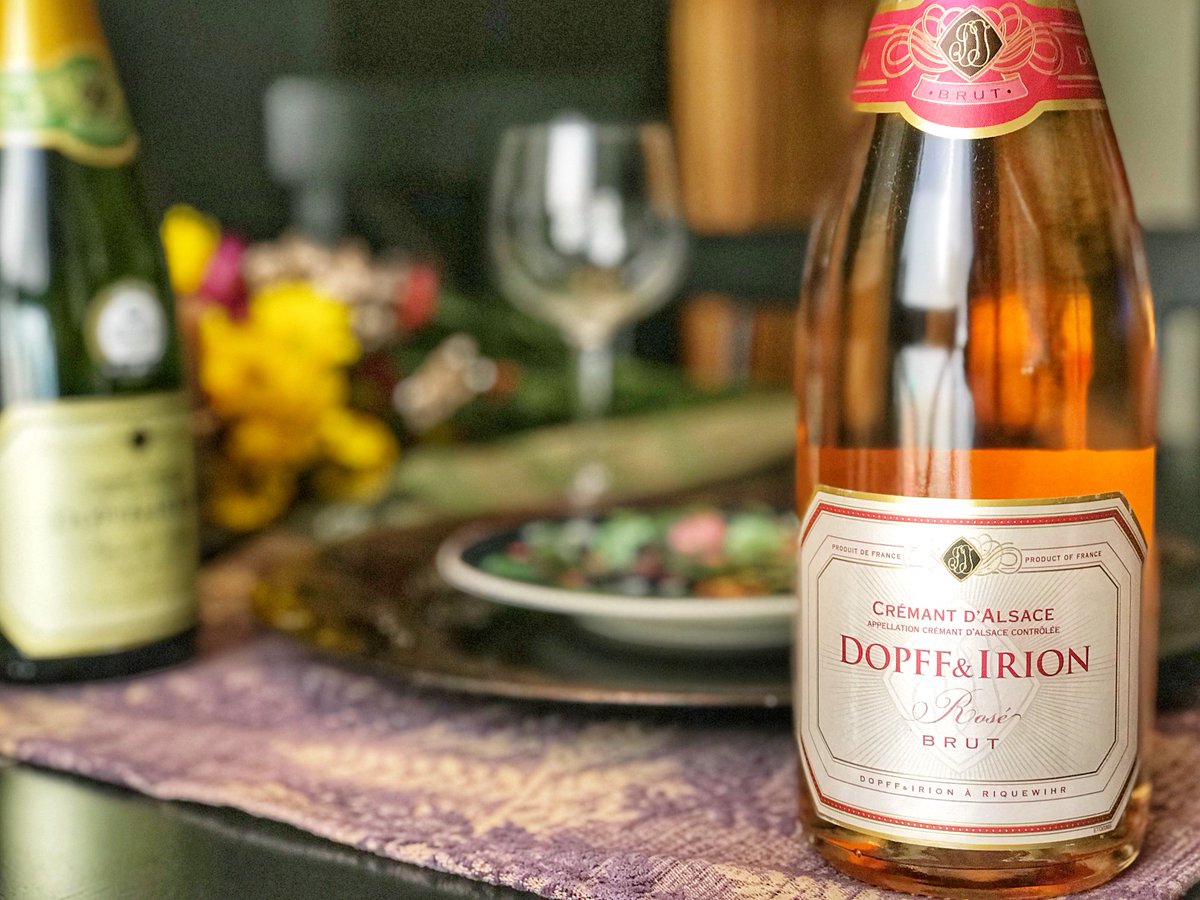 kristencastillo's tweet photo. Setting the table for #Thanksgiving is always so much fun! On the table this #holiday: these two #sparklingwines from @dopffirion. Thanks #DopffIrion for sending me these #wines to try - I can't wait to share them with my guests! #HappyThanksgiving 
https://t.co/buxg3rxXAX https://t.co/8MtAqXFPyv