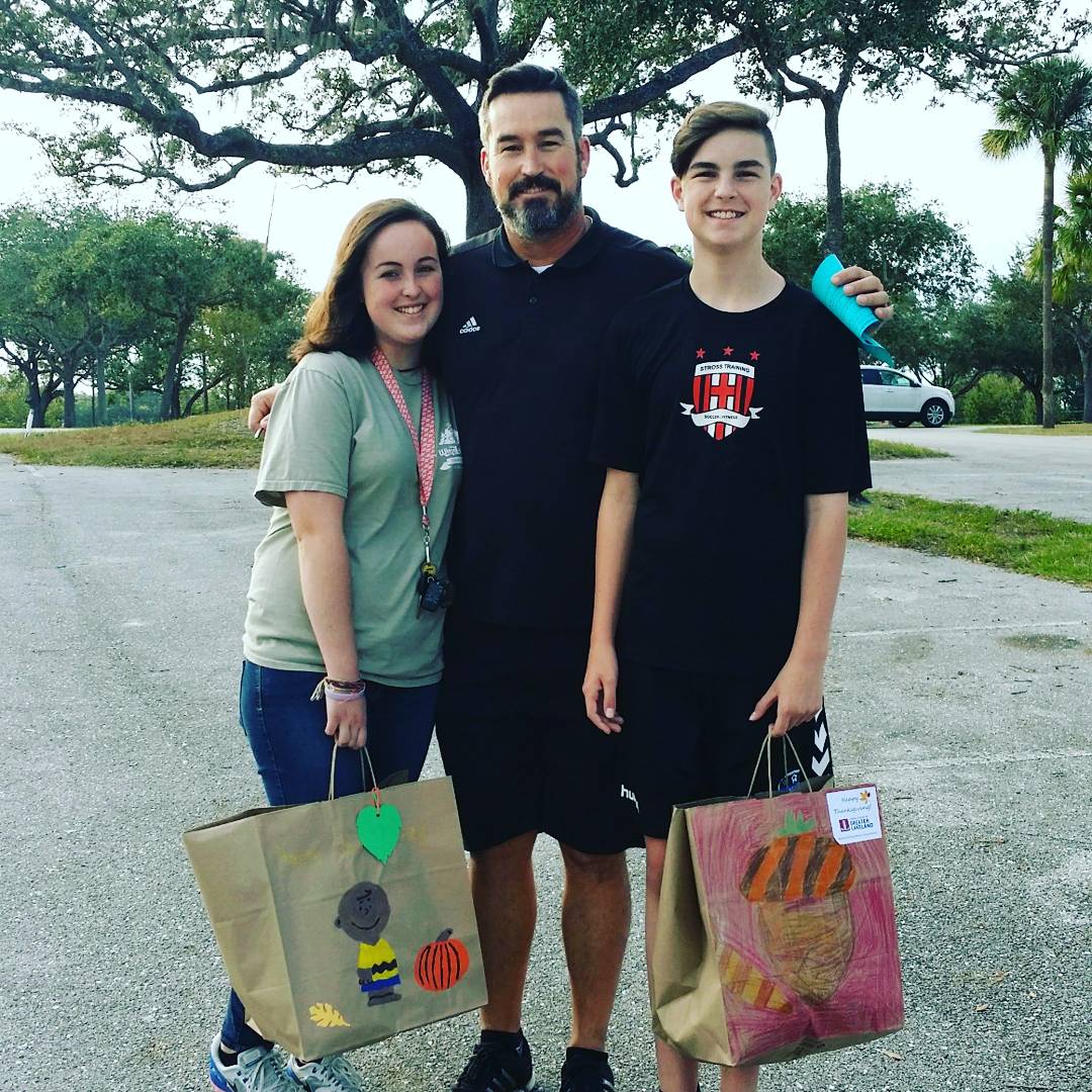 CoachandPuma's tweet photo. Favorite Thanksgiving tradition! Great opportunity to help @VISTELakeland deliver 1700 meals to seniors in our community who may otherwise be alone.#EmbraceGiving #thanksLIVING https://t.co/Fx6QpY8JNo