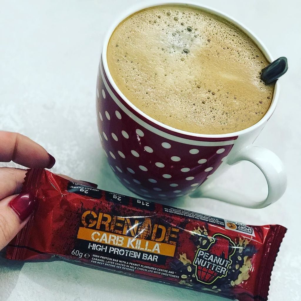 mysweataddict's tweet photo. Prebed #peanutnutter @grenadeofficial #tasty #proteinbar 💜🖤❤💚👌🏻💥💯 #fatloss #diet #nutrition #fitness #food #bodybuilding #se16 #personaltrainer #canarywharf #greenwich #puregym #bermondsey #healthyeating #slimmingworld #weightwatchers #fattof… https://t.co/keIXAO6yAq https://t.co/imPjGXT0pB