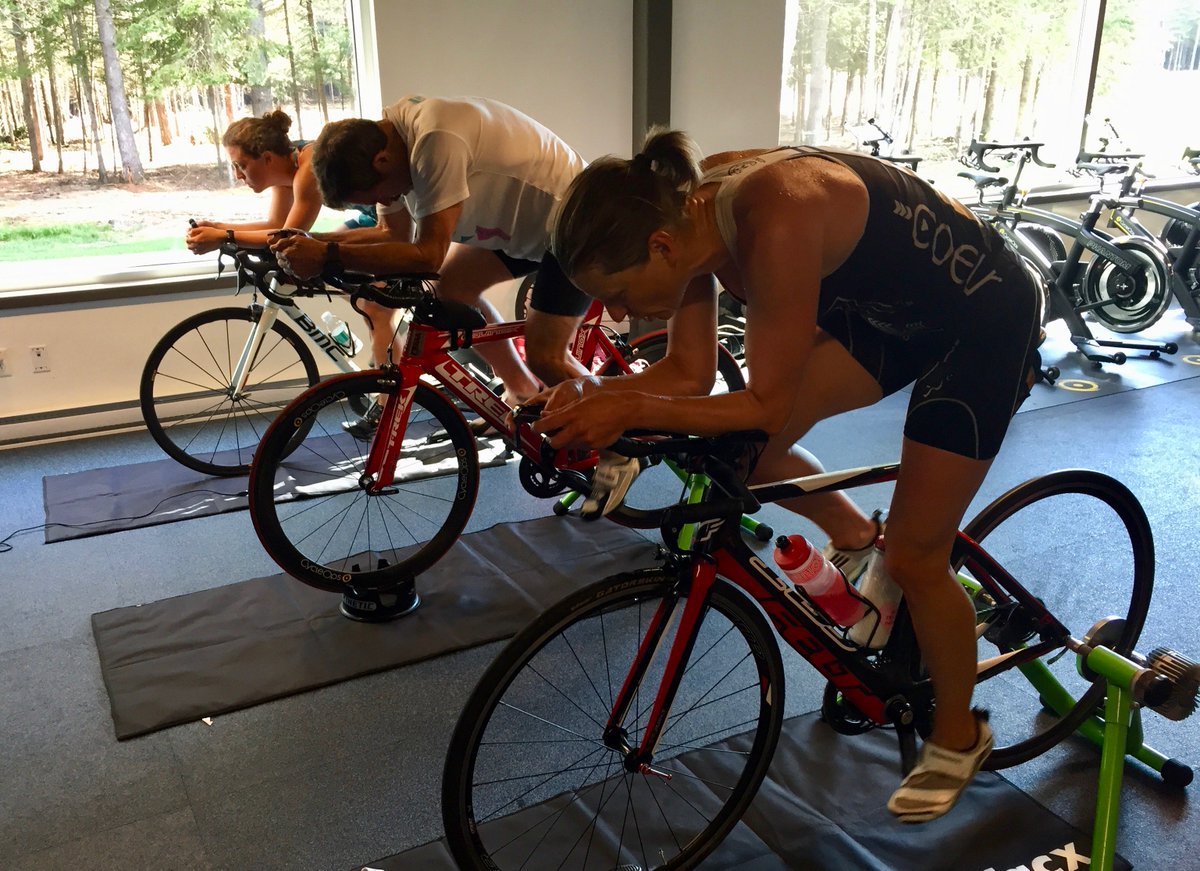 vmax_ed's tweet photo. 1 spot left, 1wk to go for Dec @TrisuttoHQ Tremblant swim focused camp. Get a head start on your 2018 prep.  https://t.co/1Lv0axC2Ui https://t.co/XcqyGtR28D