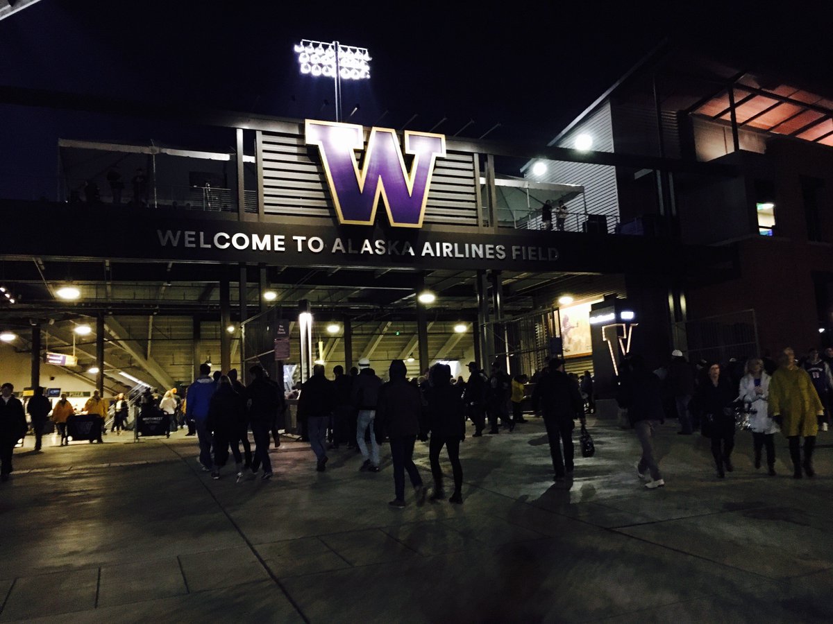 All gates are now open! Come on in Dawg Fans! #PurpleReign