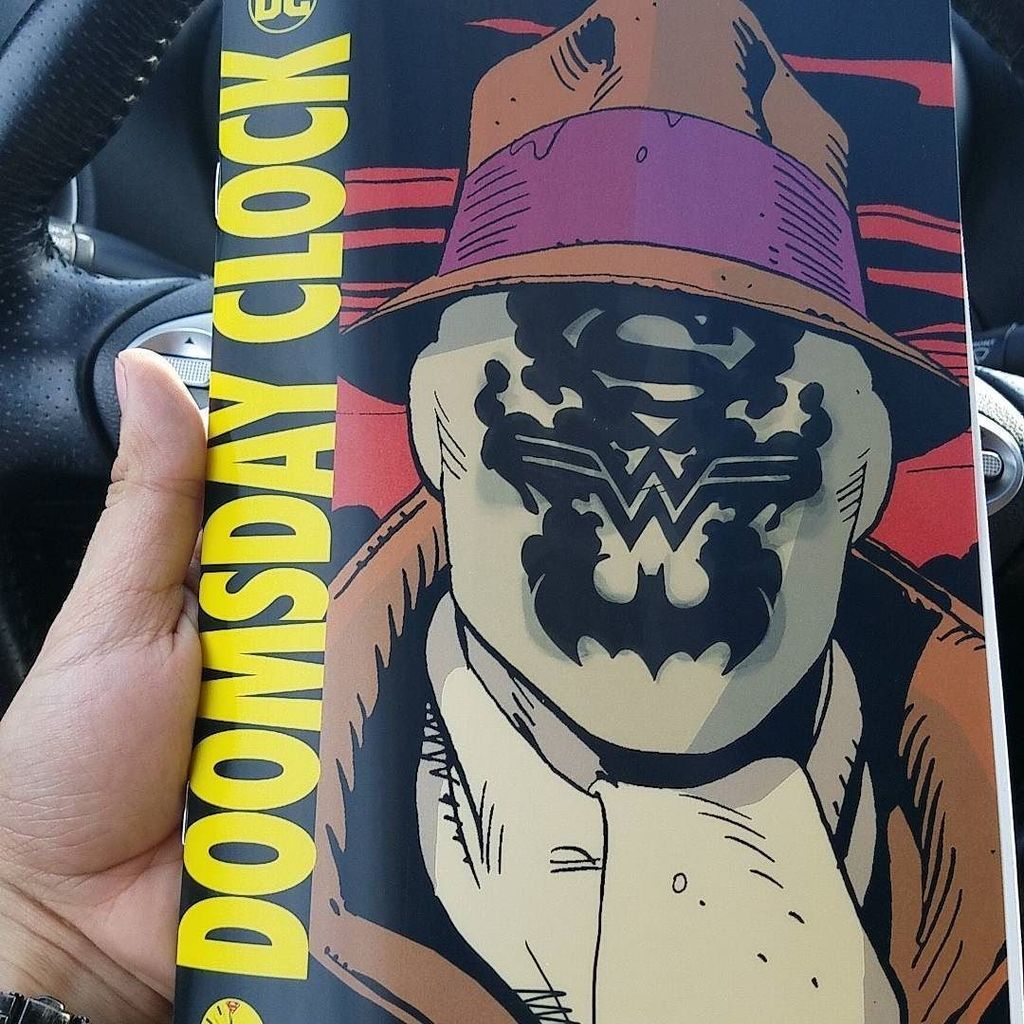 nerdy_chemist's tweet photo. So hyped for this!!!!
#dccomics #doomsdayclock #watchmen #superman #justiceleague #batman #wonderwoman #comics #wednesday https://t.co/ry26cTcHTR https://t.co/OwJ4Qlohje