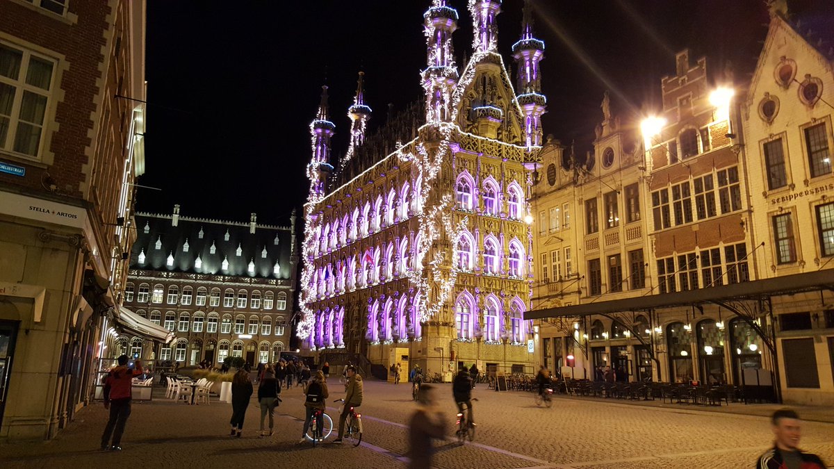 IrishCollegeLVN's tweet photo. Beautiful night in Leuven. Everywhere looking so well. #inspiredinleuven https://t.co/t2dF4WUjGY