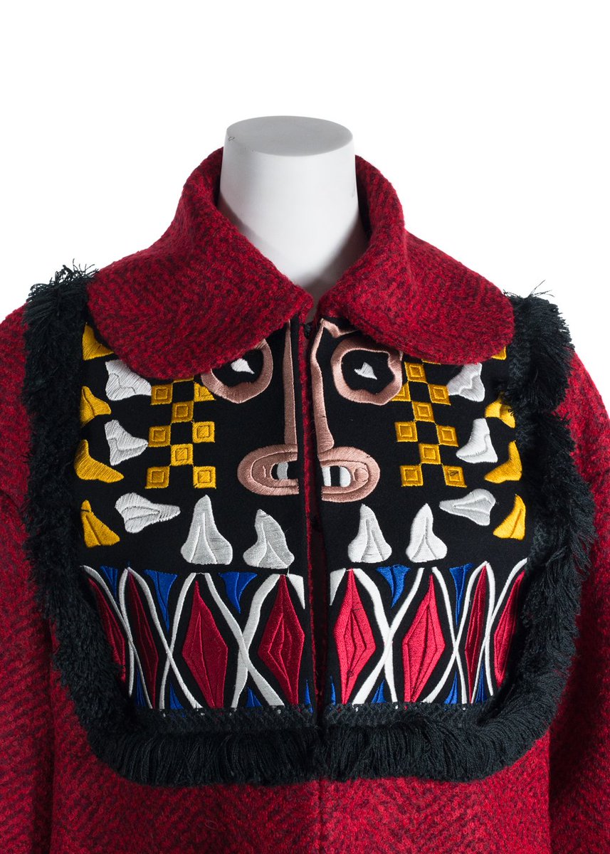 TribecaFashionH's tweet photo. Stella Jean celebrates traditional African dress for AW16. Layer this loose-fitting piece over clashing separates for maximum impact. Buy it now for $1056! #fashion #trending #AW2016 #stellajean #coat #jacket #autumn #fall #ootd https://t.co/LEXNlOxURm