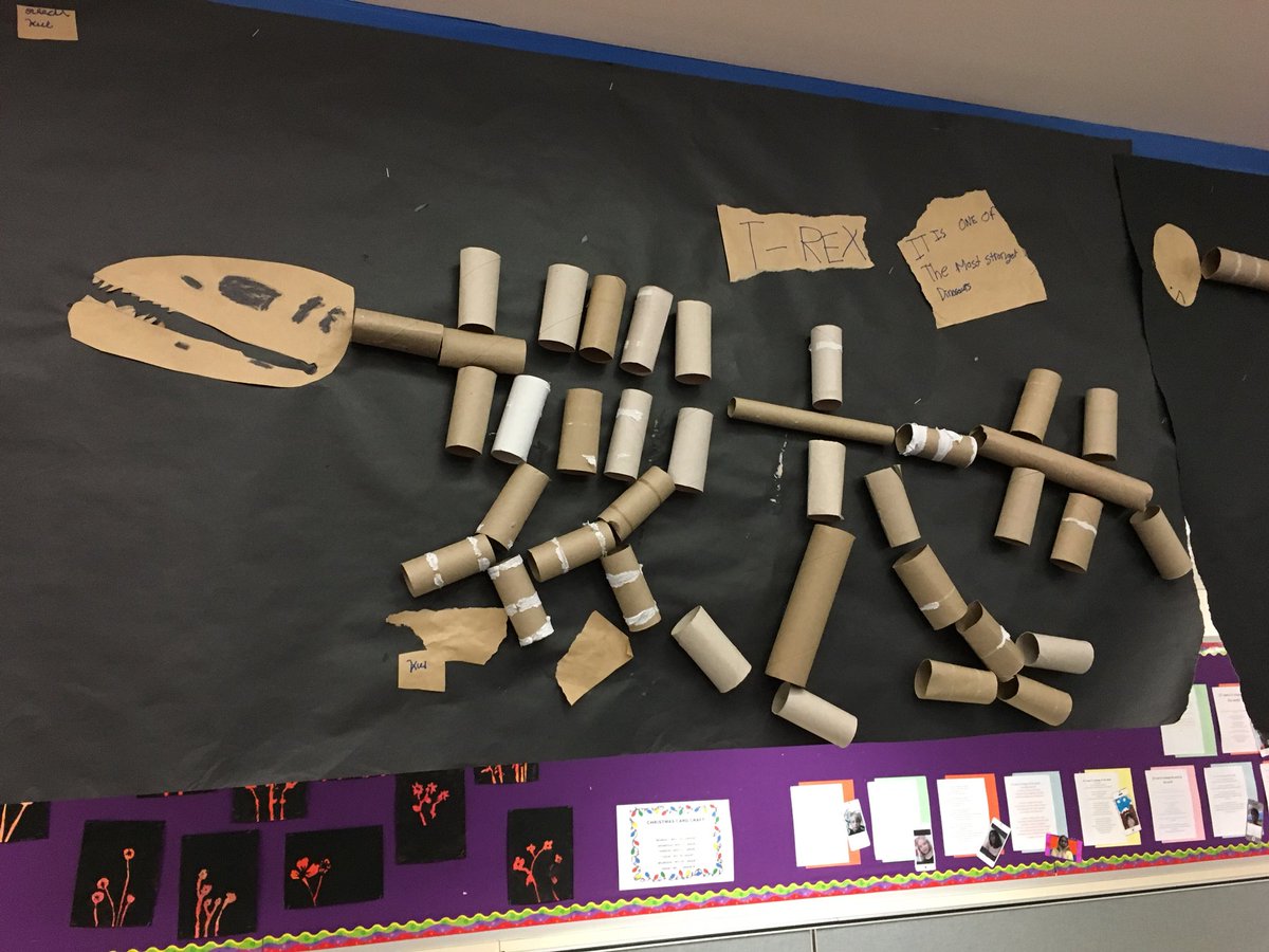 SweetGrass_EPSB's tweet image. Representing dinosaurs #RAWR #gr4science #epsb