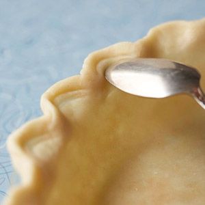 CynthiaWenslow's tweet photo. Pie baking has begun at Chez Cynthia! Click through for a great video for those of you new to pie-making: How to Make a Special Edge on a Piecrust https://t.co/dIK8SNaDW5 #thanksgivingtips #pie #baking https://t.co/lz3FUlCb98