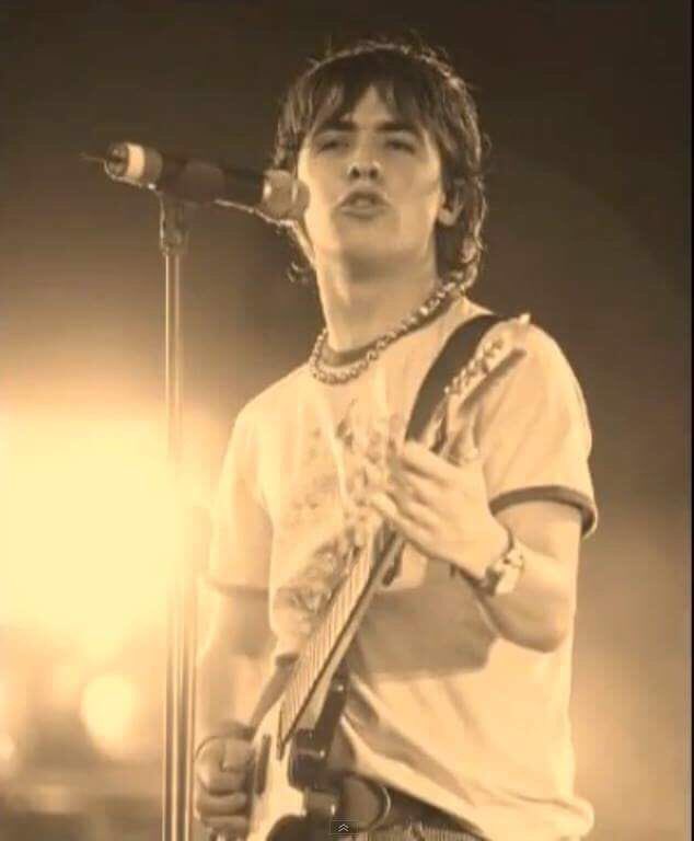 No importa donde vaya, no importa dónde esté, la Música estará conmigo para siempre... feliz día de la música para todos, de las cosas más lindas de esta vida, un lenguaje único...