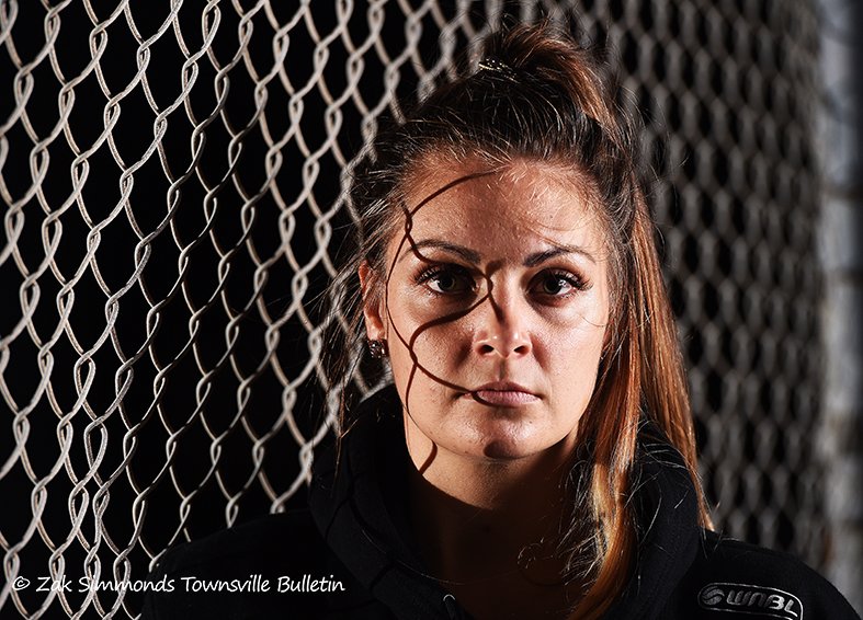 ZakSimmonds's tweet photo. .@TownsvilleFire star @CaylaGeorge22 ahead of the teams @WNBL game against the @MelbourneBoomer @tsv_bulletin @bulletin_sport #basketball #hoops #fireuptownsville https://t.co/1HE9aKRNTh