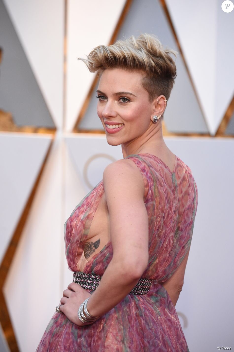  Also, happy birthday to one of my favourite actresses, Scarlett Johansson 